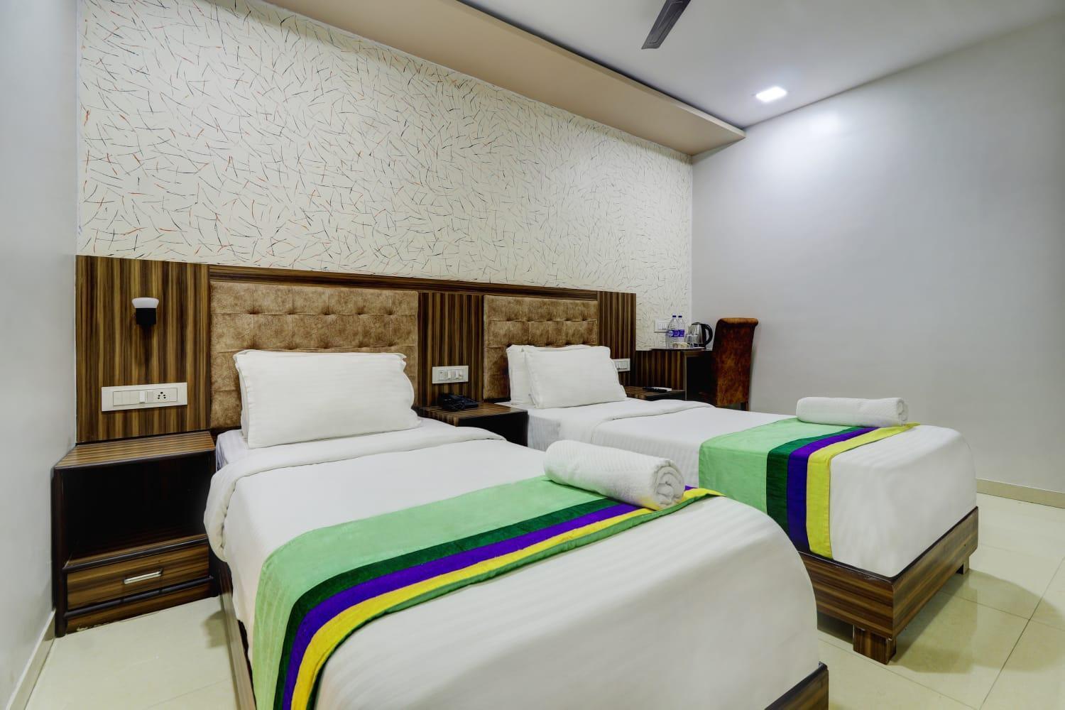 Hotel New Blue Sapphire Residency Mumbai Exterior photo